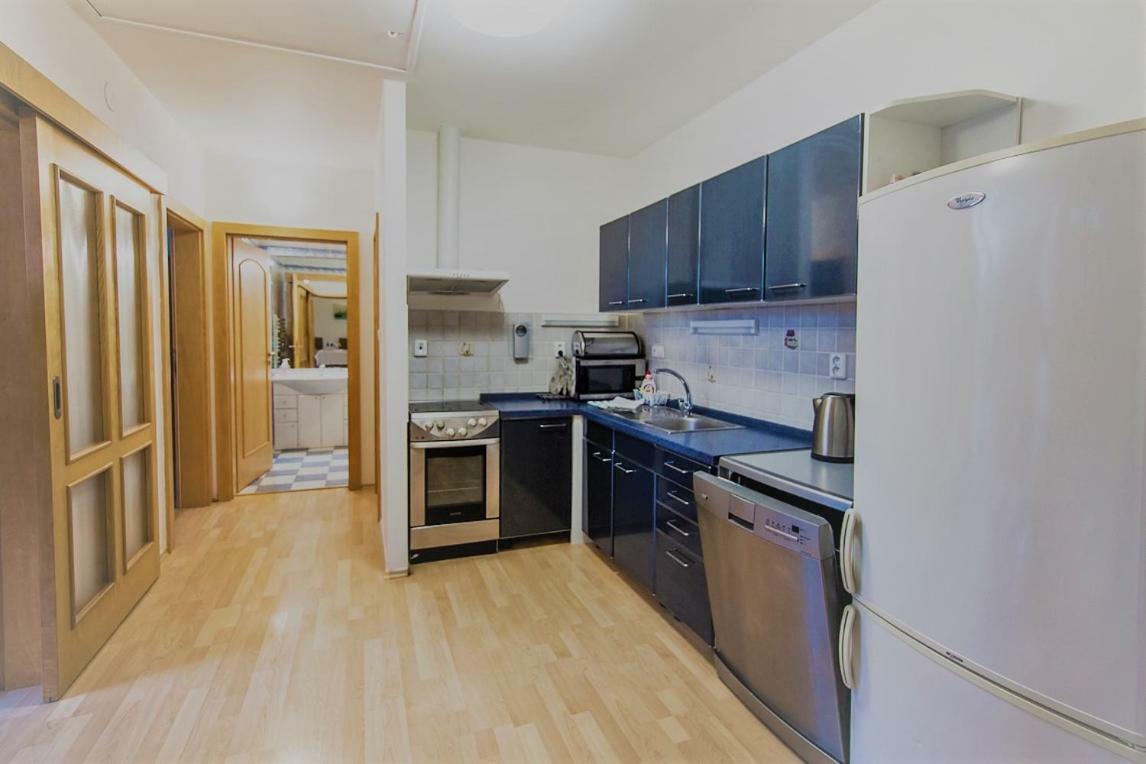 Bile Domky Apartment เลดนิตเซ ภายนอก รูปภาพ